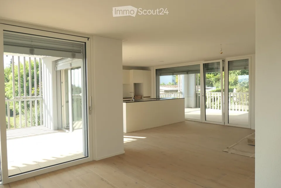 Habiter avec une vue lointaine - Appartement neuf 3.5 pièces avec deux terrasses à Villmergen