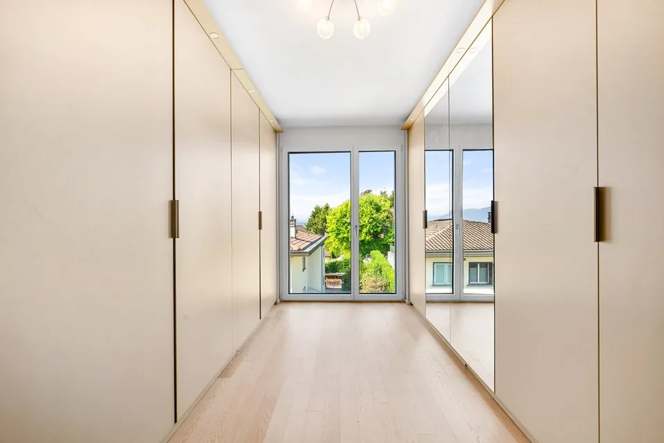 Duplex-attique d'exception avec vue panoramique sur le Léman – photo 10 sur 13