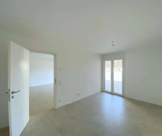 Nuovo e luminoso appartamento 2.5 locali con grande terrazzo in affitt