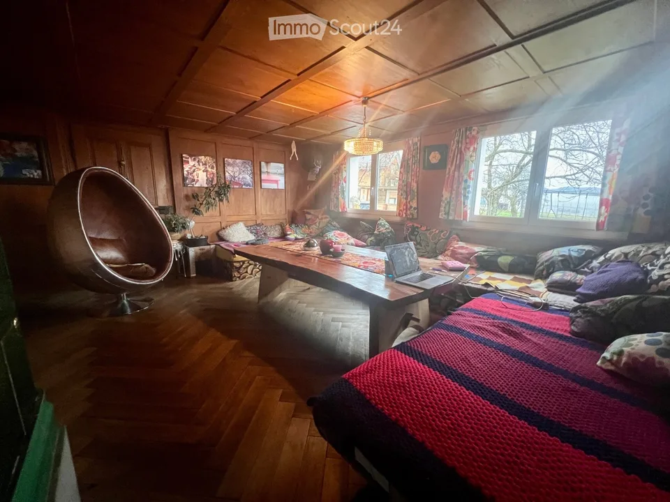 Camere rustiche in una fattoria pittoresca