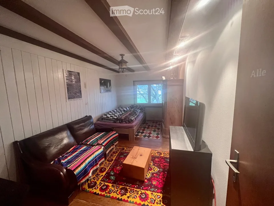 Camere rustiche in una fattoria pittoresca