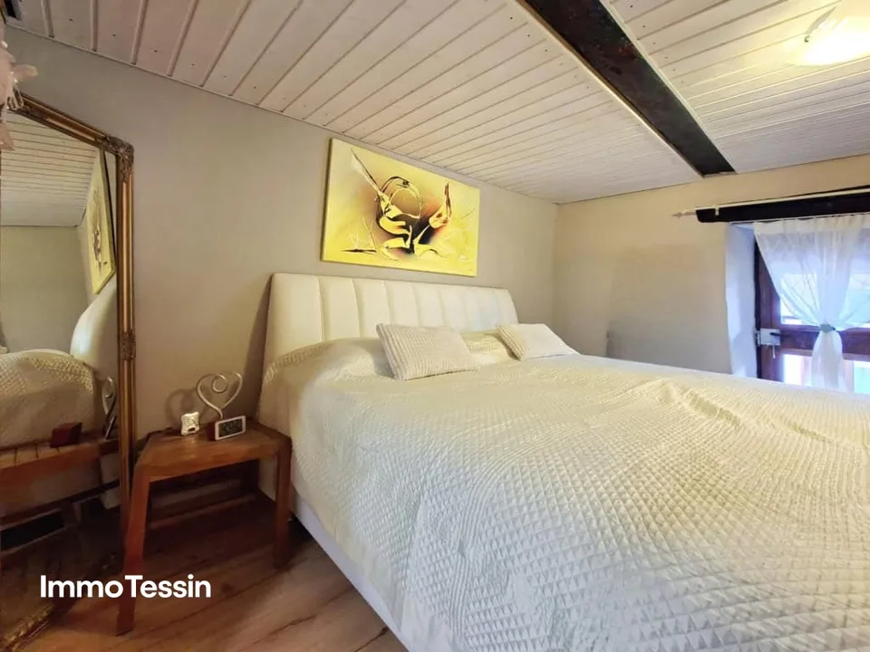 Casa ticinese accogliente completamente ristrutturata in una posizione tranquilla con una bella vista, terrazza e balcone – foto 9 di 13