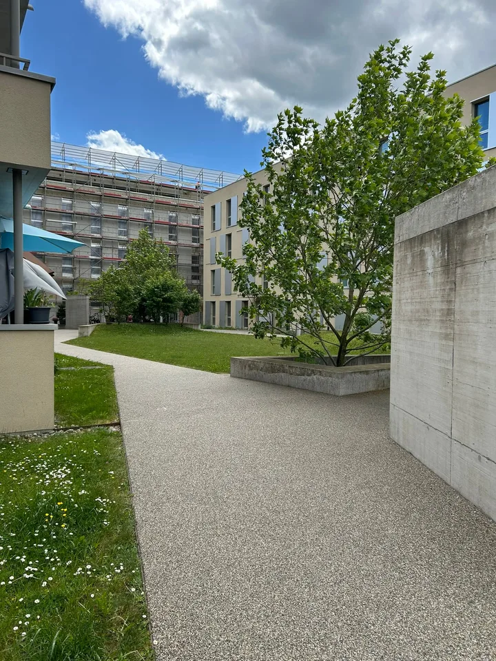 Appartamento moderno 3,5 locali in un complesso residenziale sostenibile a Staufen