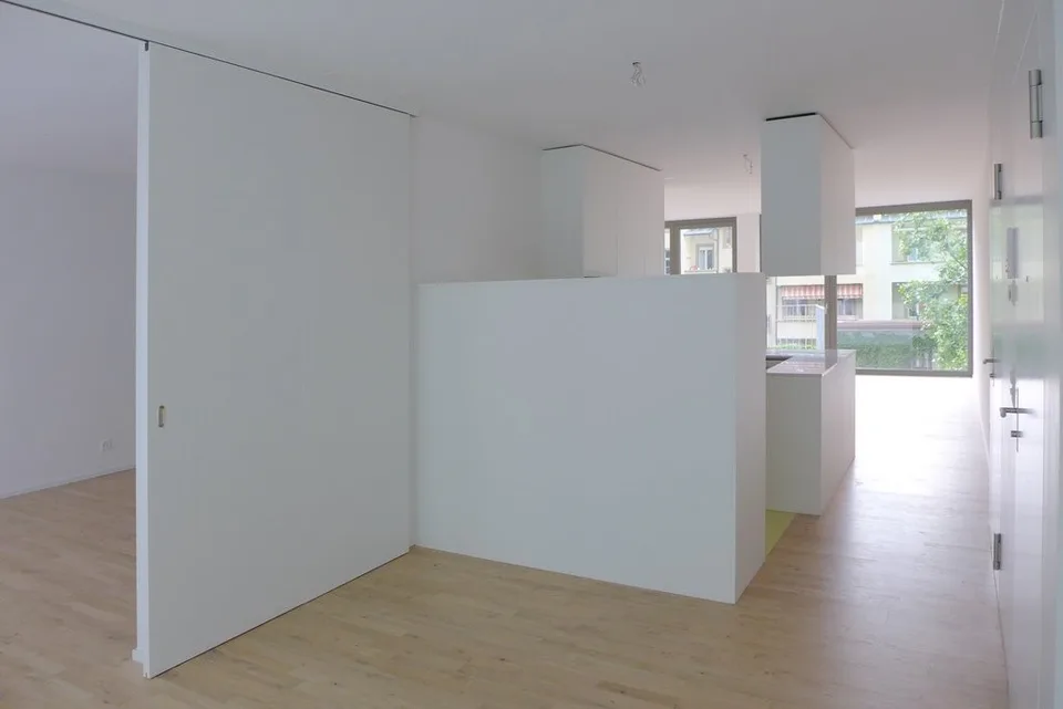 Appartamento di 2,5 locali ristrutturato vicino a Birsköpfli – foto 6 di 6