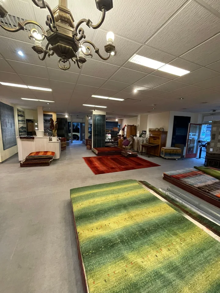 Retail space for rent at Lauitor! – photo 2 of 5