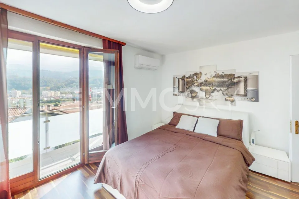 Sauna, idromassaggio, vista panoramica, ti stanno aspettando... – photo 11 sur 16