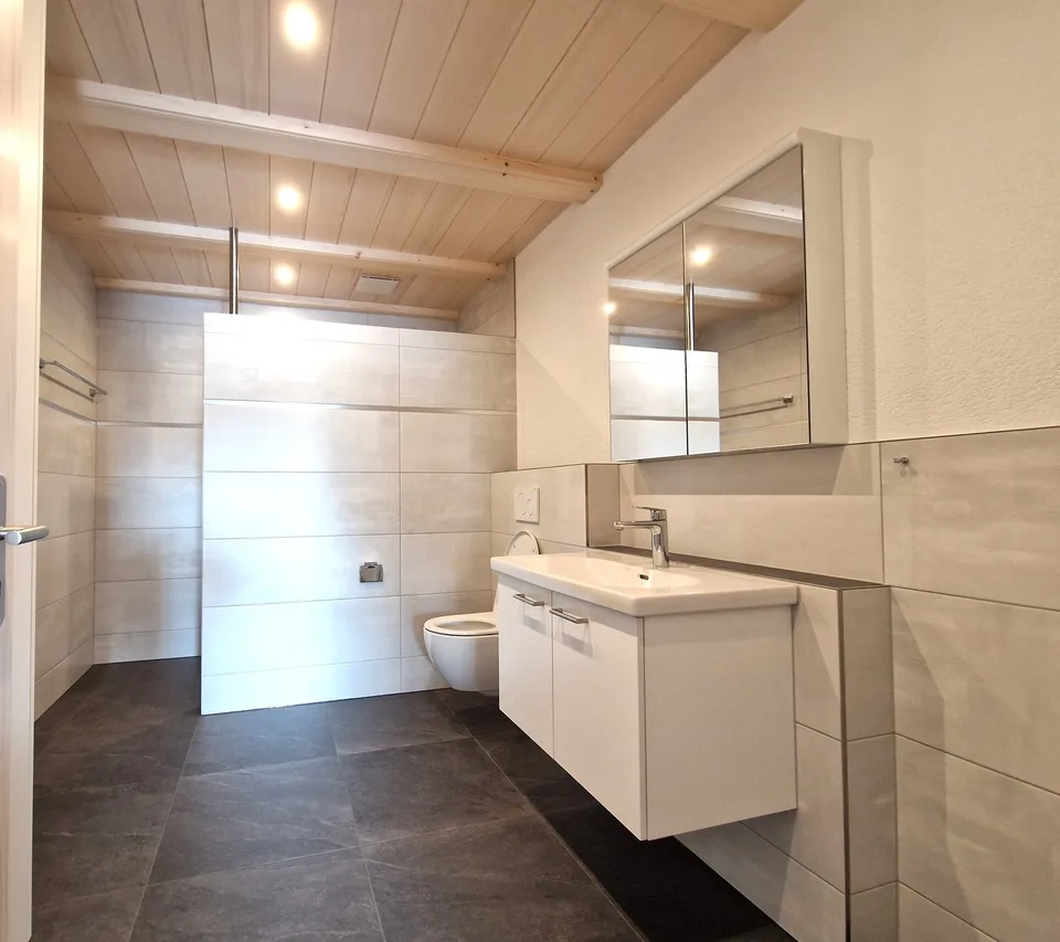Wunderschöne und grosse 4½ - Zimmer Wohnung im 1. Stock in Höchstetten