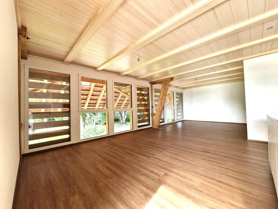 Wunderschöne und grosse 4½ - Zimmer Wohnung im 1. Stock in Höchstetten