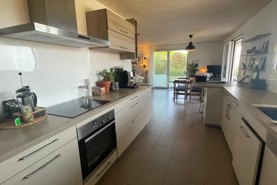 Bel appartement de 3,5 pièces avec balcon et jardin