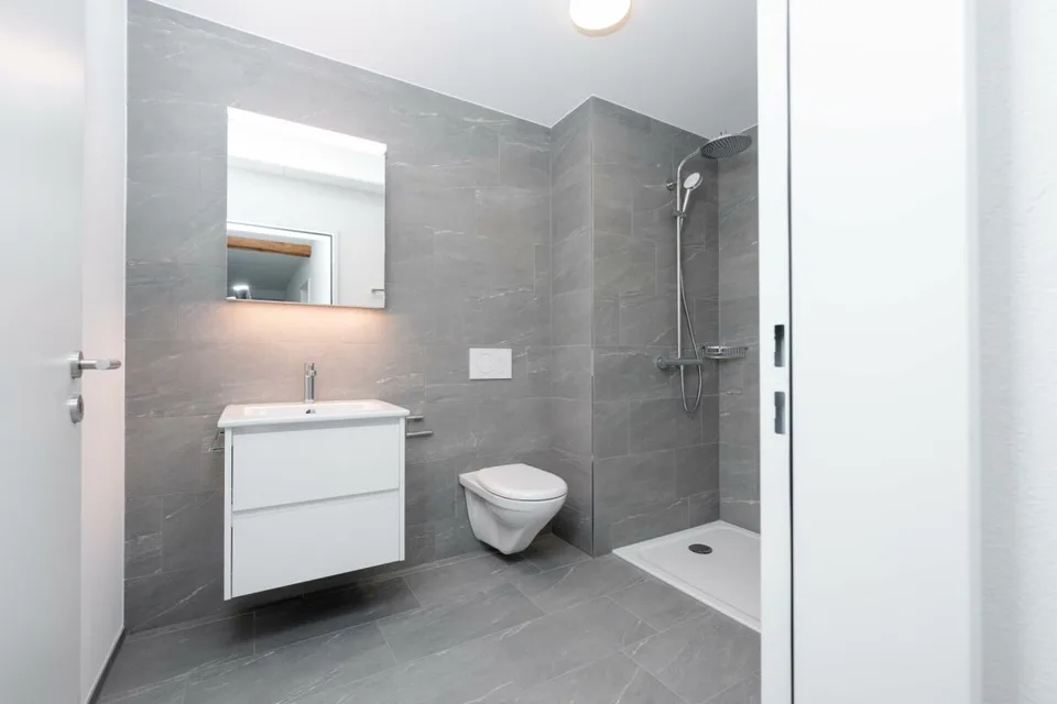 Appartement spacieux 4.5 pièces avec détails élégants
