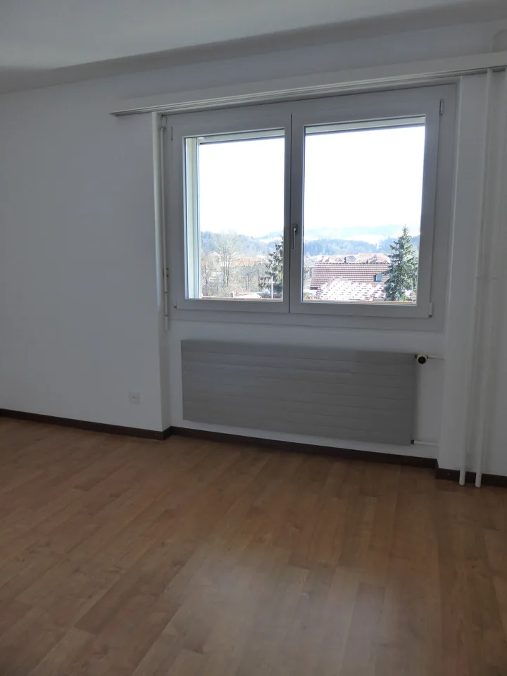 Helle 4.5-Zimmerwohnung mit grosszügigem Balkon