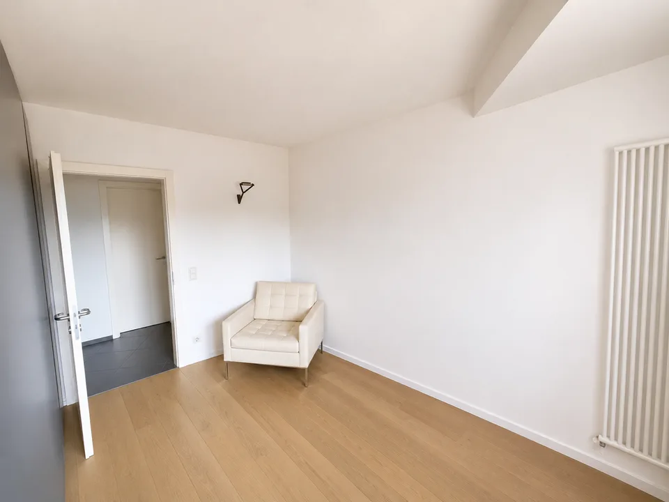 Wohnung mit 3.5 Zimmern in Lugano Centro mit Seeblick – Foto 9 von 11