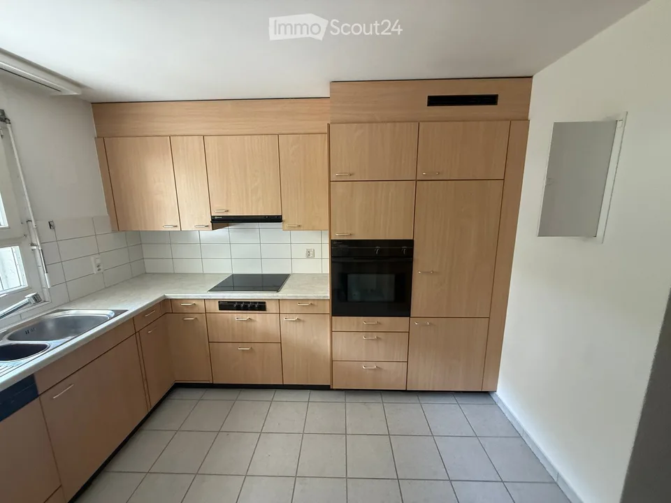 Charmante 3.5-Zimmer-Erdgeschosswohnung mit Gartensitzplatz – Foto 23 von 25