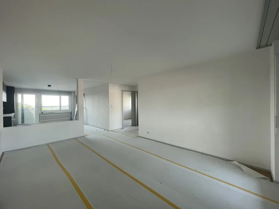 FRIBURG - 4,5 Zimmer von der 7. bis 10. Etage – Foto 4 von 11