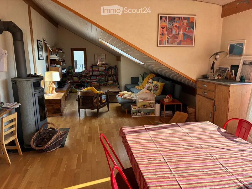 Very beautiful 5.5-room duplex in La Tour-de-Peilz (October 1st)