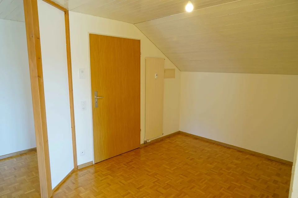 Beautiful 1.5-room apartment with balcony in small MFH