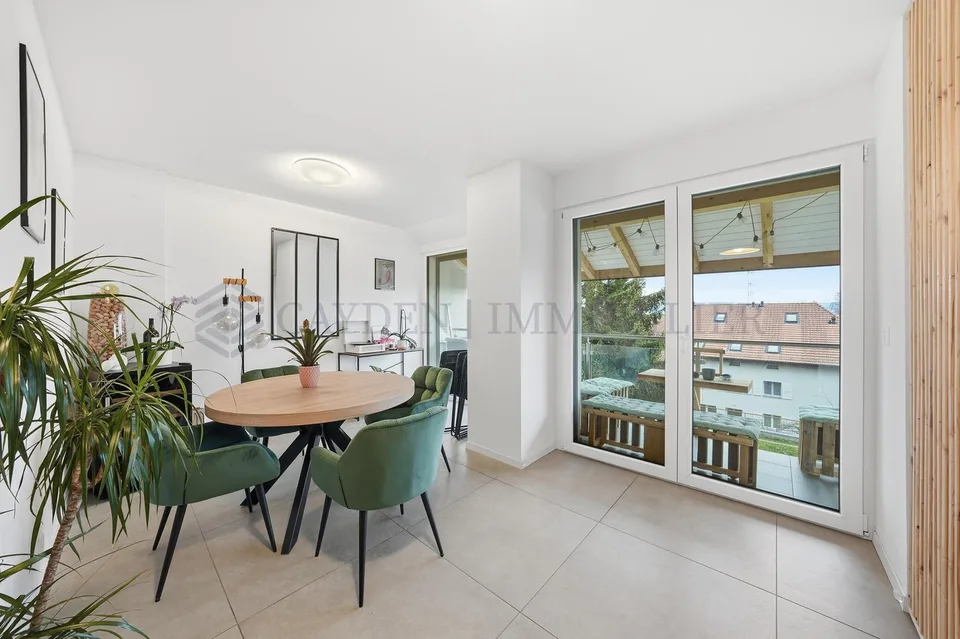 EXCLUSIVITÉ ! Superbe 4.5 pièces en duplex