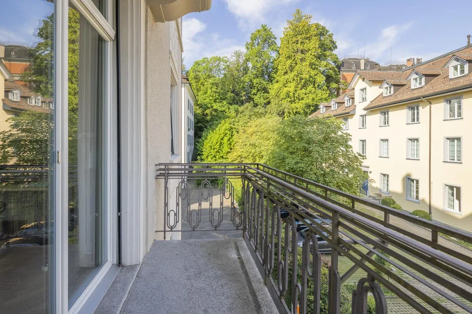 Beaux locaux de bureau à louer dans le district 8