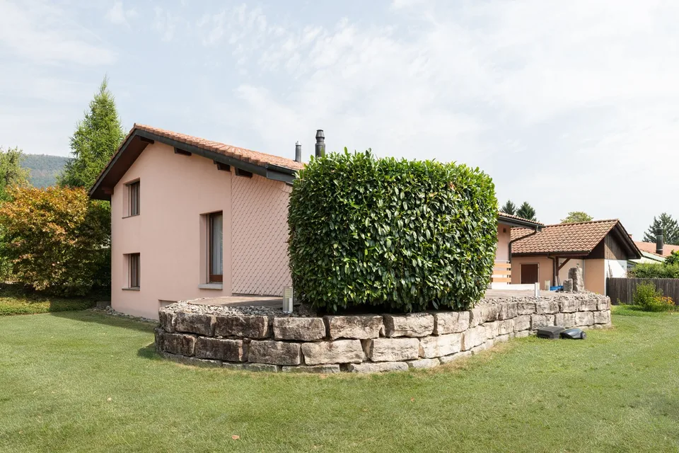 Votre maison de rêve avec vue sur les Alpes – conviviale et bien entretenue – photo 25 sur 27