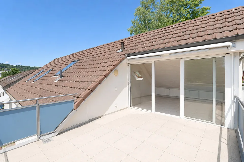 Charming attic apartment in Windisch