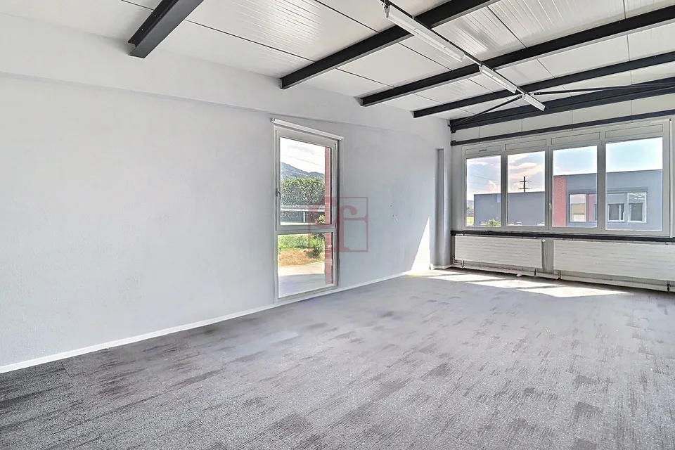 Zu vermieten - Gewerbefläche (Werkstatt, Lager und Büro) von 400 m² – Foto 5 von 9