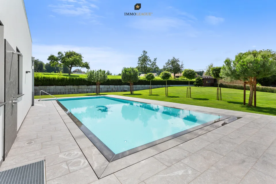 Harmonie in Design und Eleganz - moderne Luxusvilla der Extraklasse. – Foto 3 von 7