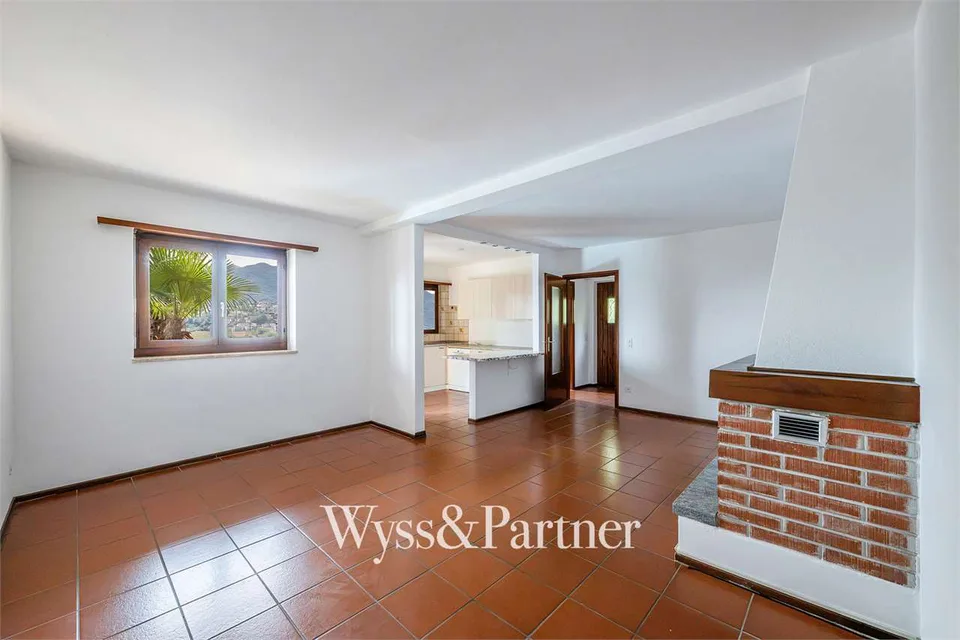 3,5 locali con giardino privato, terrazza e piscina a Pregassona – foto 2 di 13