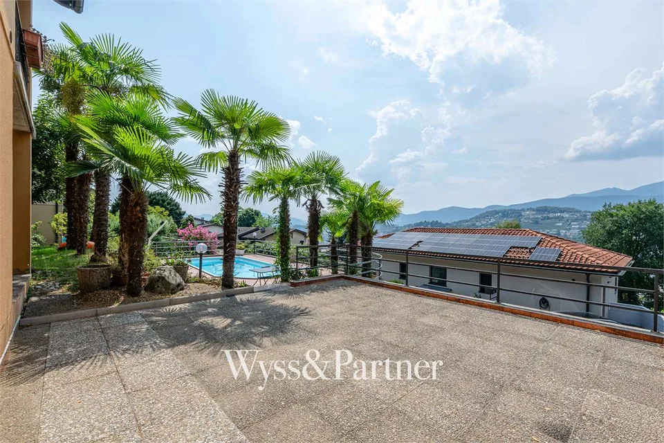 3,5 locali con giardino privato, terrazza e piscina a Pregassona – foto 10 di 13