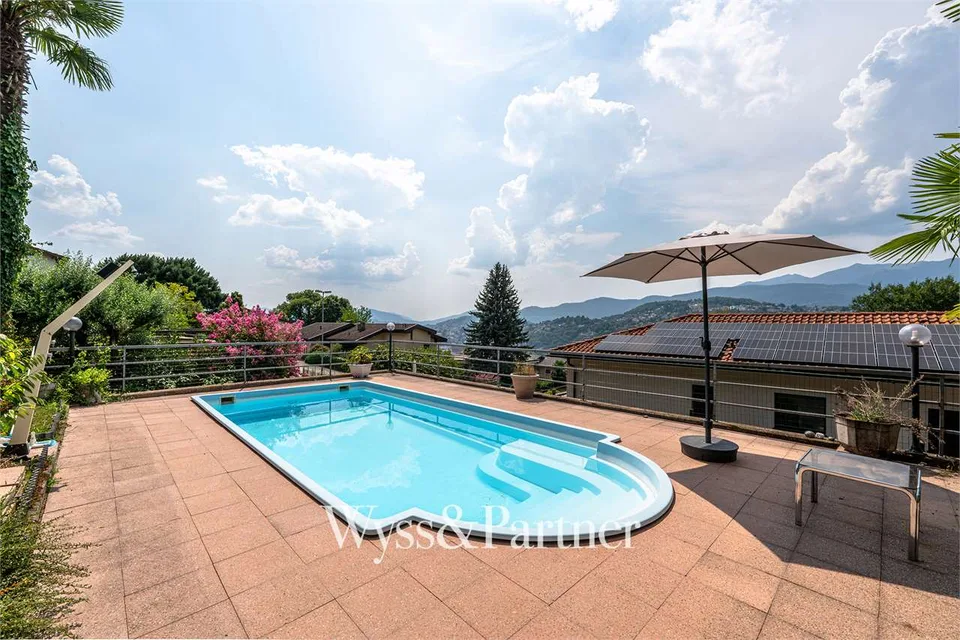 3,5 locali con giardino privato, terrazza e piscina a Pregassona – foto 11 di 13