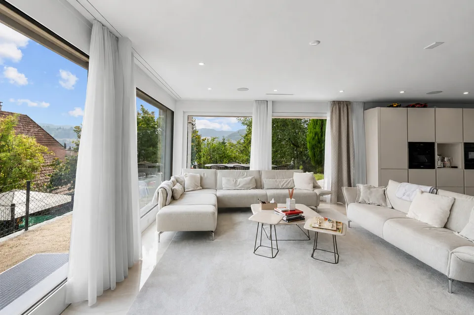Casa unifamiliare nuova con piscina e vista panoramica – foto 3 di 7