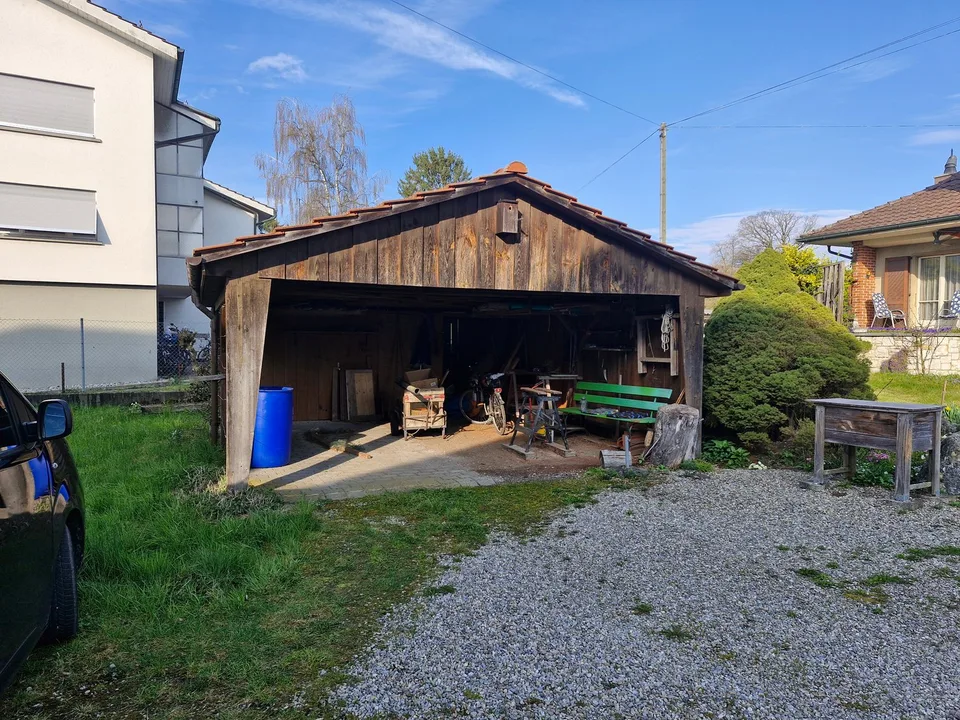 Stöckli mit Gewerbe im EG, Wohnung und Ausbaumöglichkeit – Foto 6 von 18