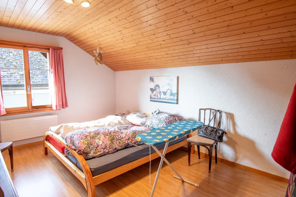 Stöckli mit Gewerbe im EG, Wohnung und Ausbaumöglichkeit – Foto 12 von 18