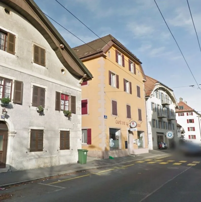 Chaux-de-Fonds, bel appartamento ristrutturato di 1.5 locali – foto 9 di 9
