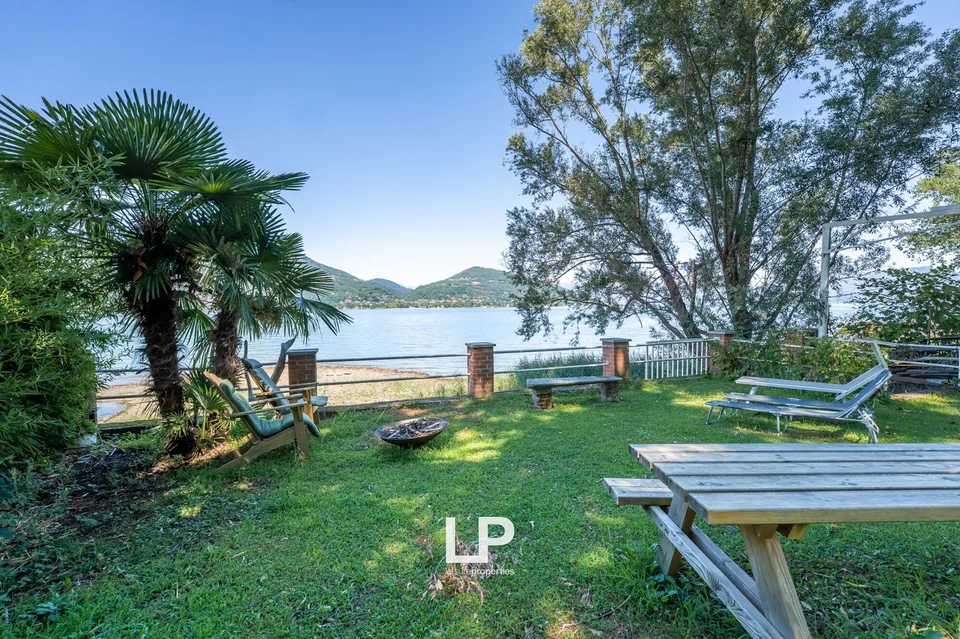 Ferienhaus aus Stein mit direktem Zugang zum Lago Maggiore – Foto 5 von 13