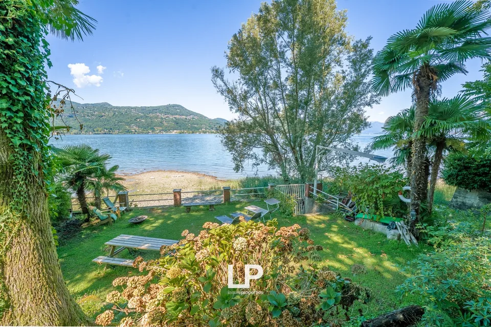 Ferienhaus aus Stein mit direktem Zugang zum Lago Maggiore – Foto 8 von 13