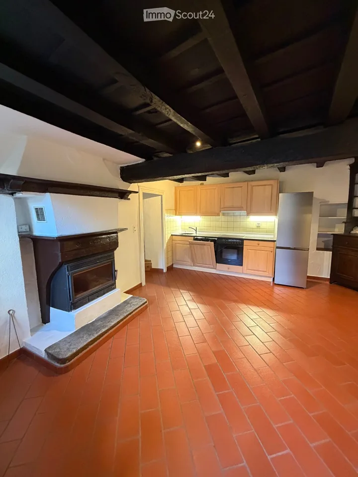 Geräumiges Haus im wunderschönen Kern von Brè – Foto 5 von 5