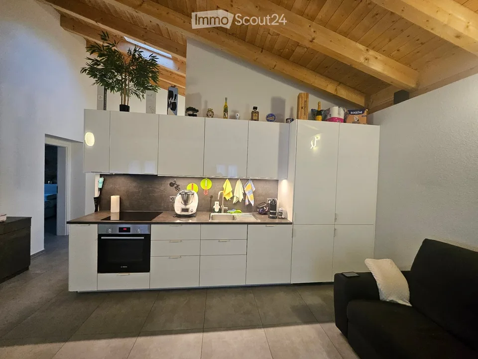 Cerco subentrante APP. 3.5 LOCALI a RIVA SAN VITALE