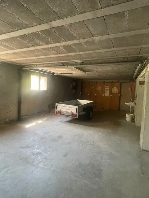 Bella villa individuale con terreno e giardino riccamente alberato – foto 13 di 19