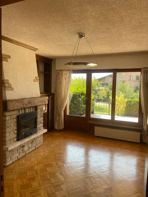 Bella villa individuale con terreno e giardino riccamente alberato – foto 3 di 19