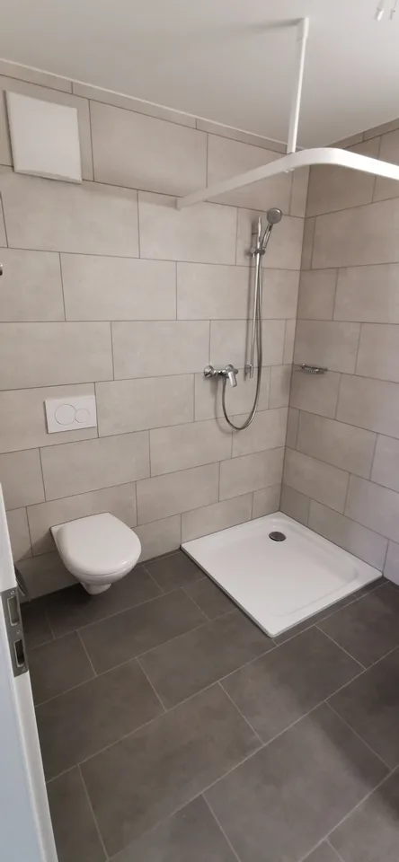 sehr attraktive und grosse, helle 3,5-Zimmerwohnung D02