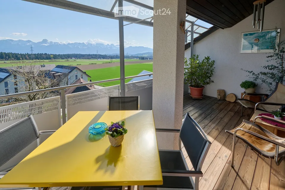 Doppeleinfamilienhaus mit moderner Architektur und Weitsicht an ruhiger Lage – Foto 3 von 21
