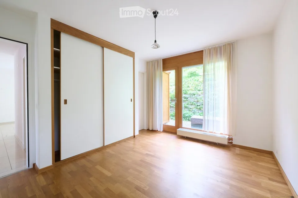 Doppeleinfamilienhaus mit moderner Architektur und Weitsicht an ruhiger Lage – Foto 7 von 21