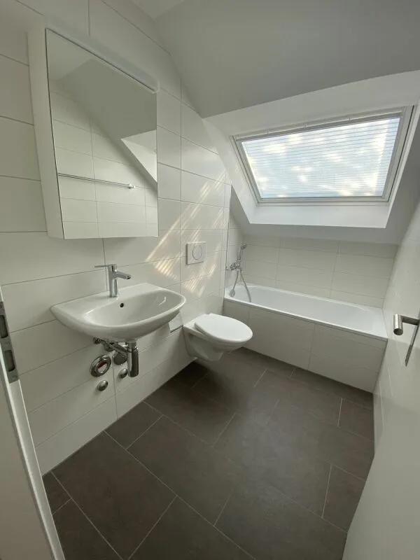 Large 4.5-room apartment on the 2nd floor in Grossaffoltern