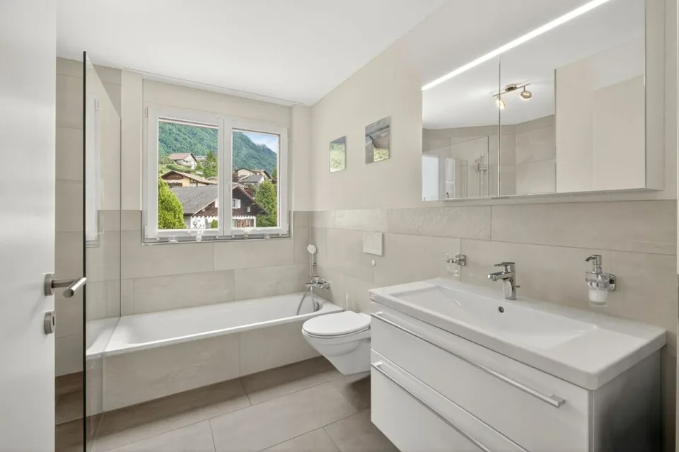 Elegantes Wohnen mit Weitblick und naturnahem Ambiente – Foto 5 von 14