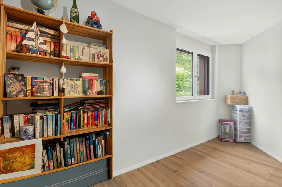 Elegantes Wohnen mit Weitblick und naturnahem Ambiente – Foto 11 von 14