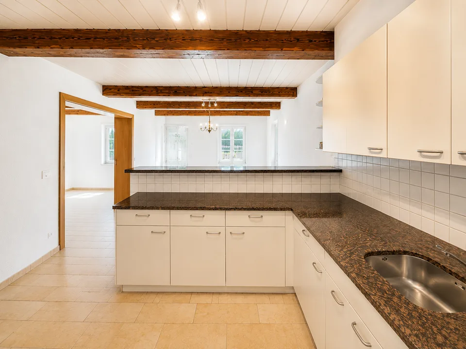 Charmantes 4-Zimmer-Wohnung im Herzen von Cressier – Foto 7 von 11