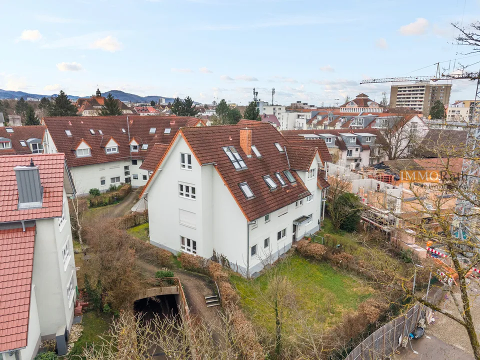 IMMORath.de - Lichtdurchflutete Wohnung mit Balkon und Tiefgaragenstel – Foto 9 von 13