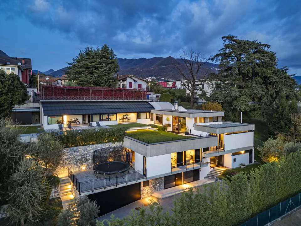 Casa Dolinski | Un capolavoro di luce e design – Foto 2 von 12