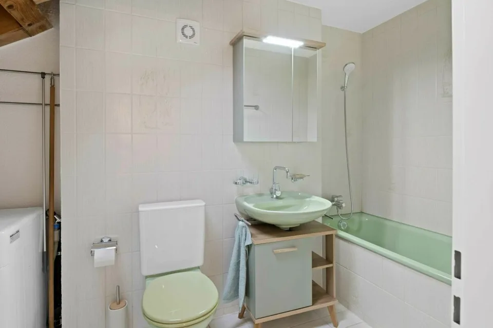 Maisonette ristrutturata in diritto di costruzione - situata al centro con vista e camino – foto 9 di 10