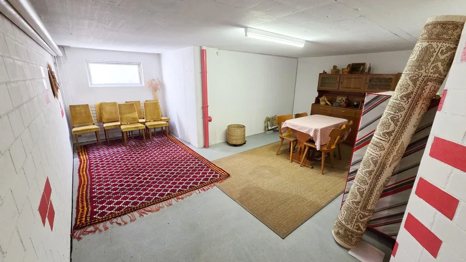 Wohnen wie im Einfamilienhaus - grosse 4 ½-Zimmer-Dachwohnung mit eigenem Eingang, Keller und Garten – Foto 19 von 20